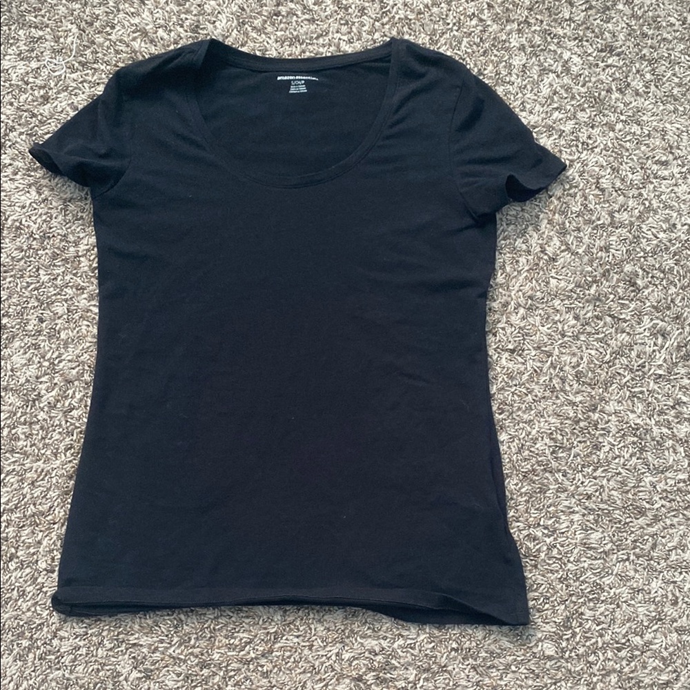 Amazon Essentials Black Fitted Short Sleeve T-Shirt